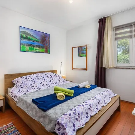 Lovely In With Outdoor Swimming Pool Holiday home Rovinj